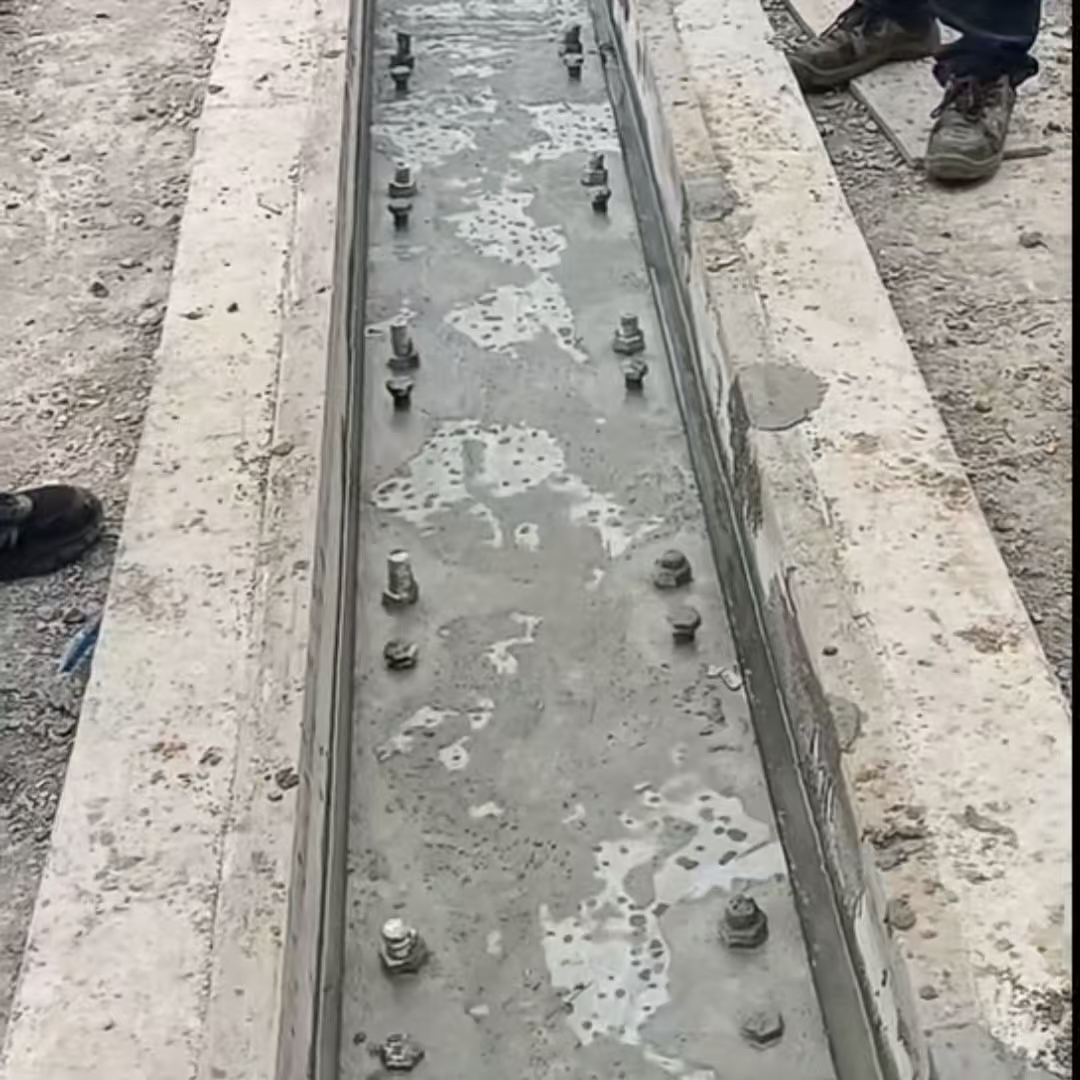 汉阳港口码头起重机龙门吊重型机械设备稳固用早强快凝轨道胶泥